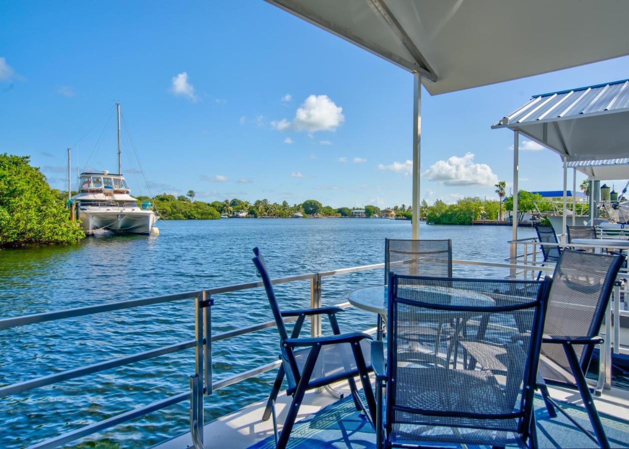 Aqua Lodges At Coconut Cay Rv And Marina Marathon Exterior photo